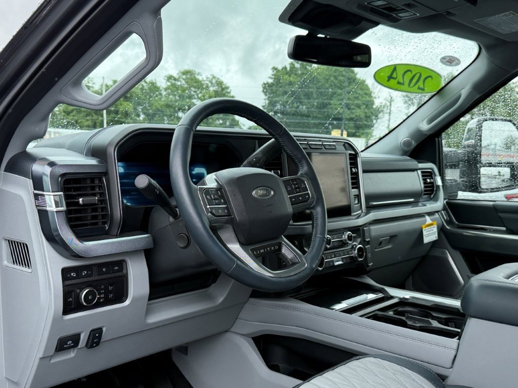 Used 2024 Ford F250 Limited w/ FX4 Off-Road Package AWD/4WD image 17