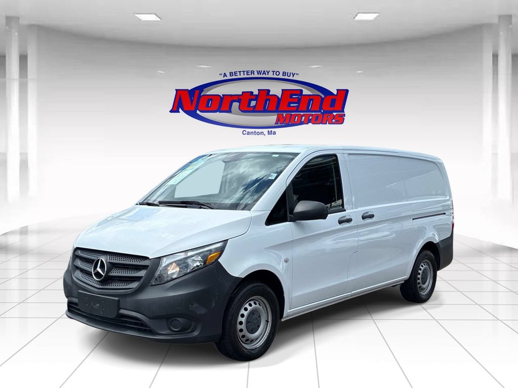 Used 2021 Mercedes-Benz Metris image 3
