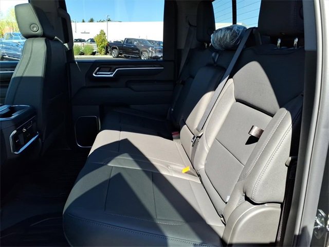 New 2026 GMC Sierra 2500 SLT w/ SLT Convenience Package image 15