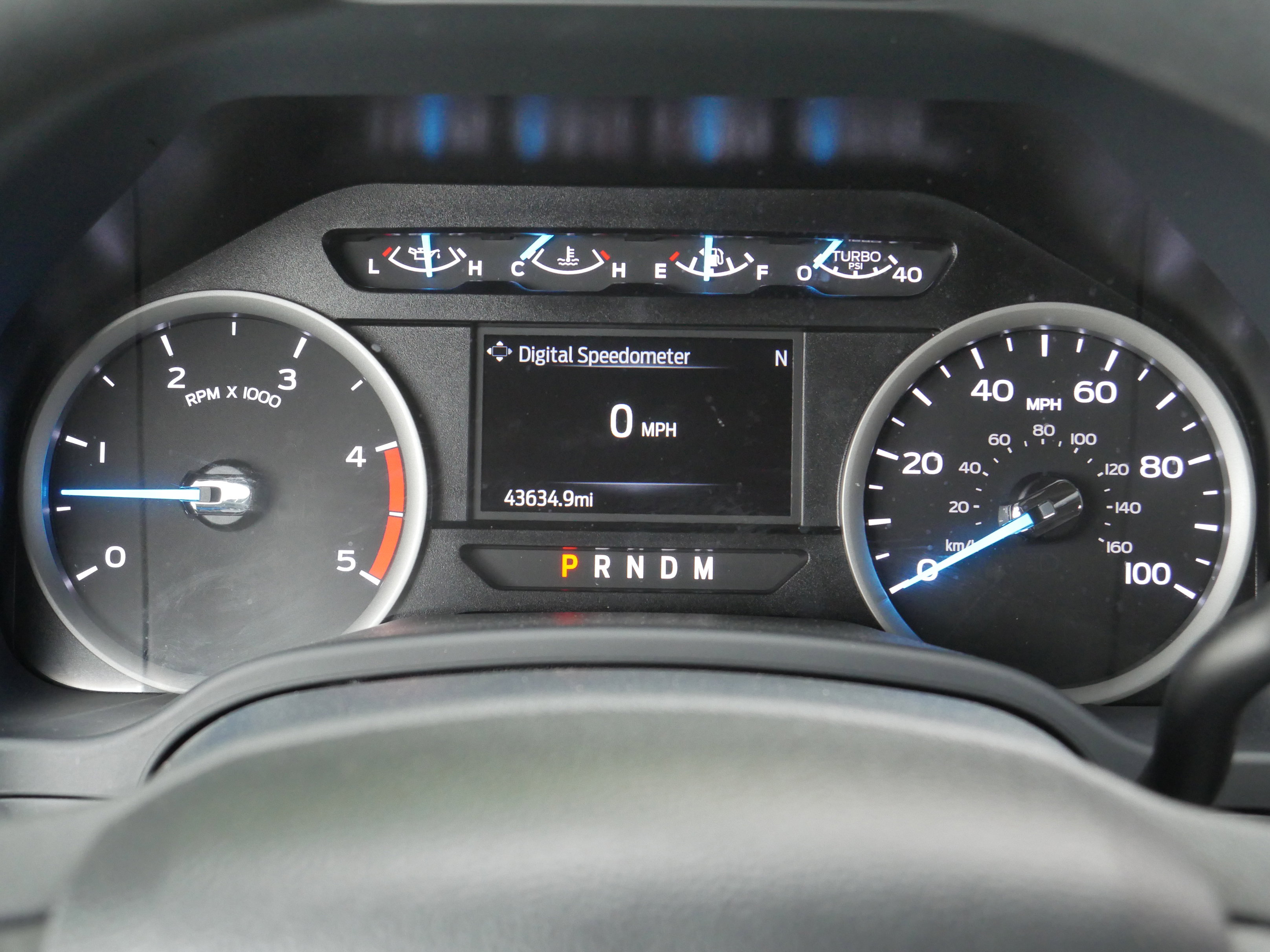 Certified 2022 Ford F250 XL w/ STX Appearance Package AWD/4WD image 7