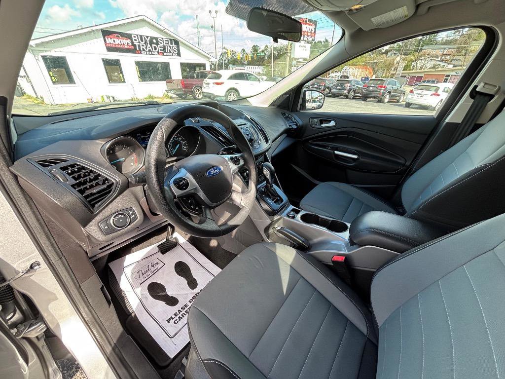 Used 2016 Ford Escape SE AWD/4WD image 15