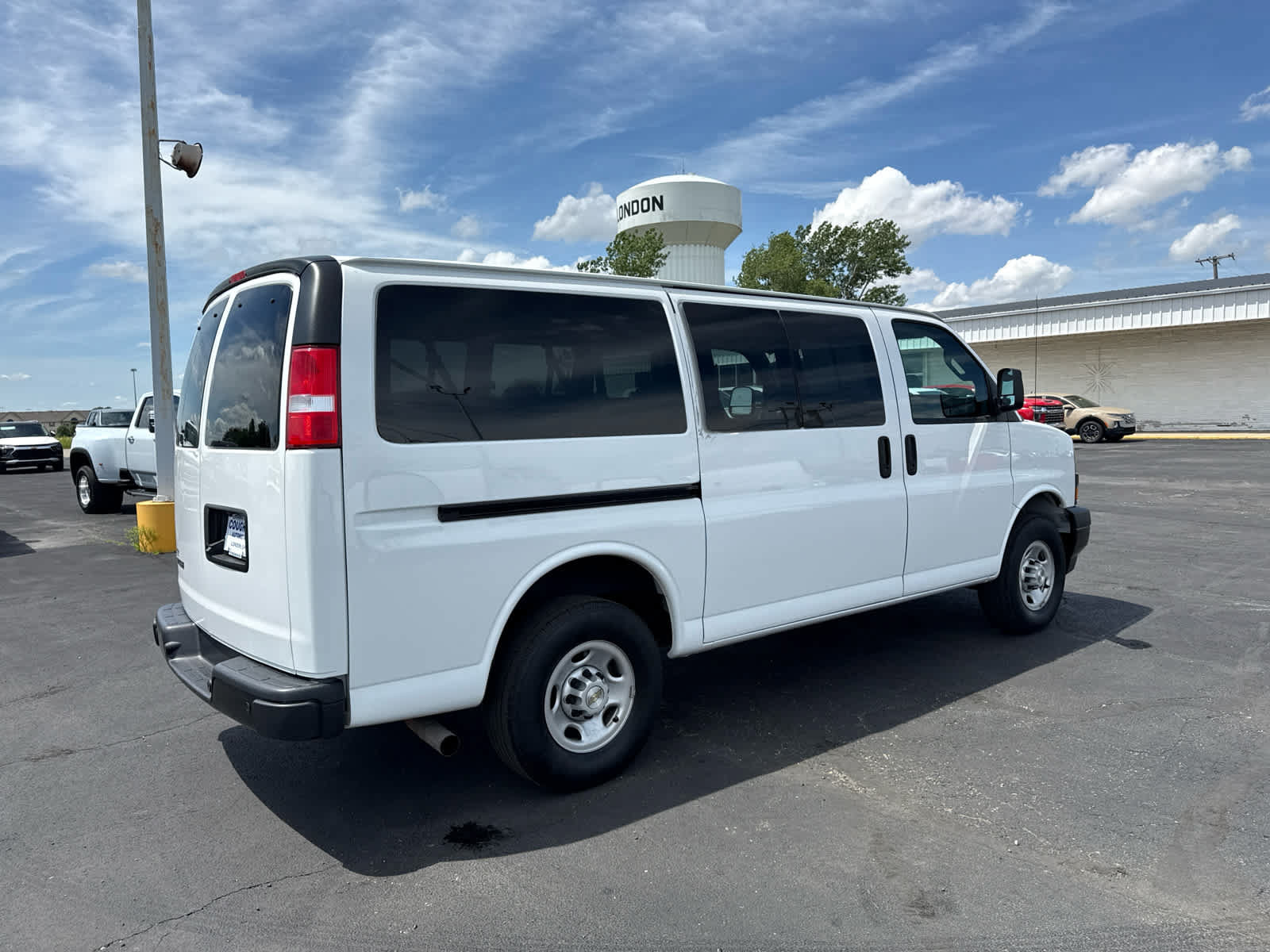 Certified 2023 Chevrolet Express 3500 LS RWD image 5