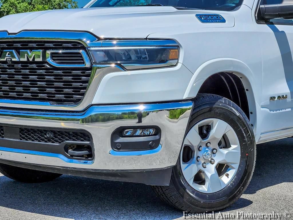 Used 2025 RAM 1500 Big Horn AWD/4WD image 3