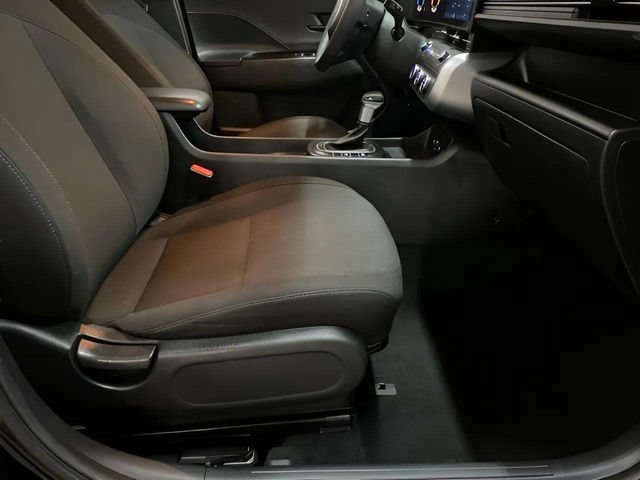 Used 2026 Hyundai Kona SE FWD image 74