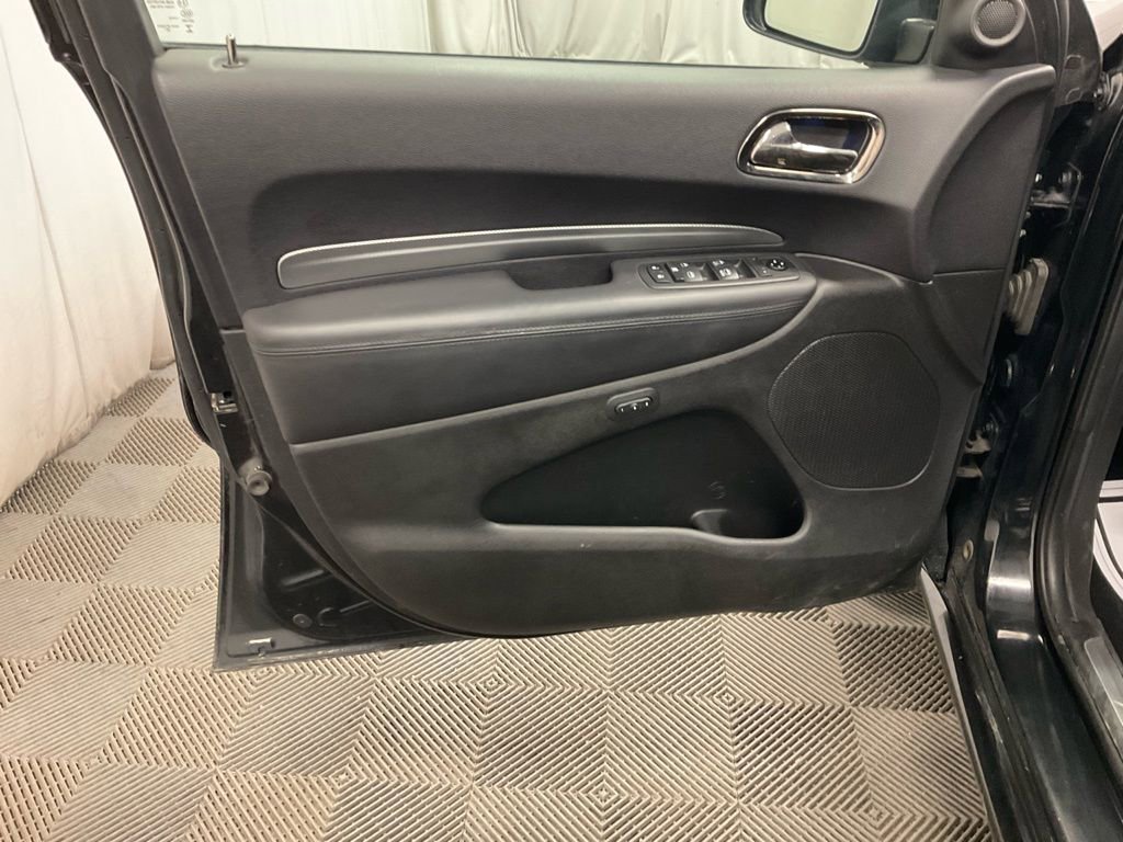 Used 2019 Dodge Durango R/T w/ Technology Group image 21