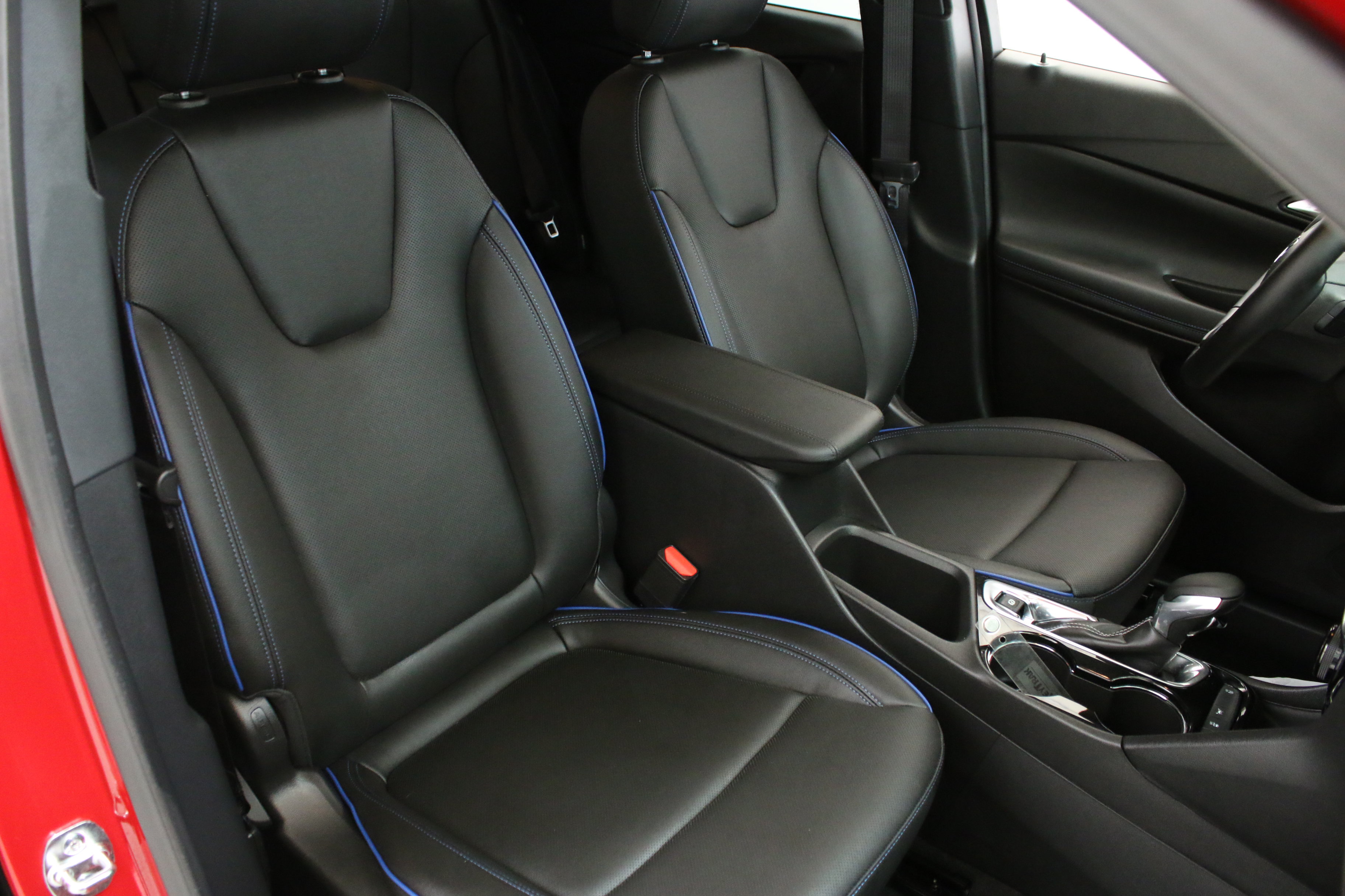 Certified 2026 Buick Encore GX Sport Touring w/ Comfort Package FWD image 26