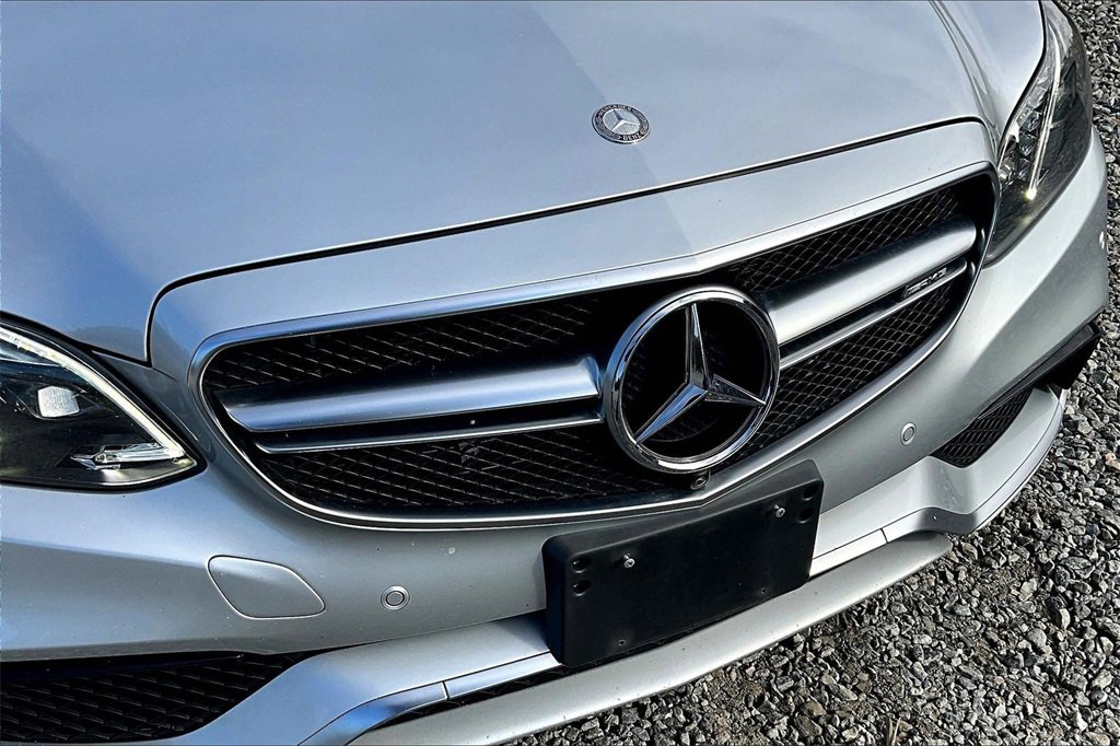 Used 2014 Mercedes-Benz E 63 AMG 4MATIC Sedan image 26