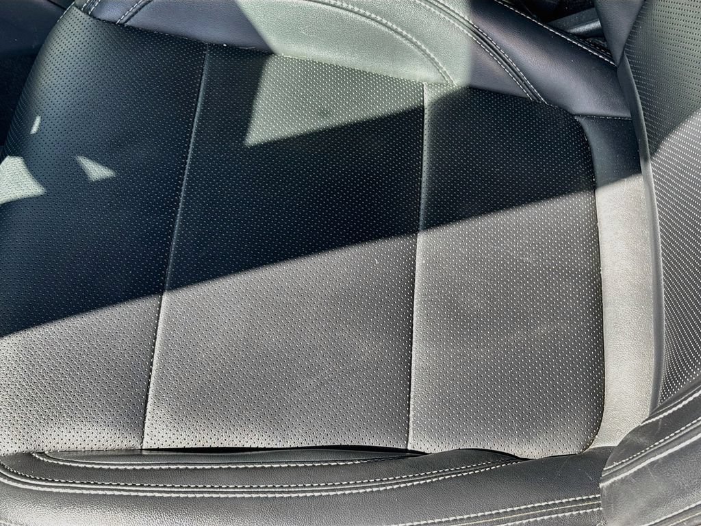 Used 2025 Ford Mustang Premium RWD image 18