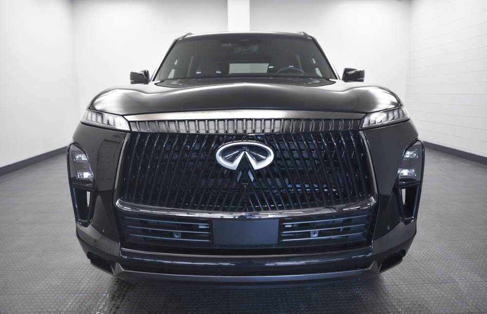 Used 2025 INFINITI QX80 Autograph image 2
