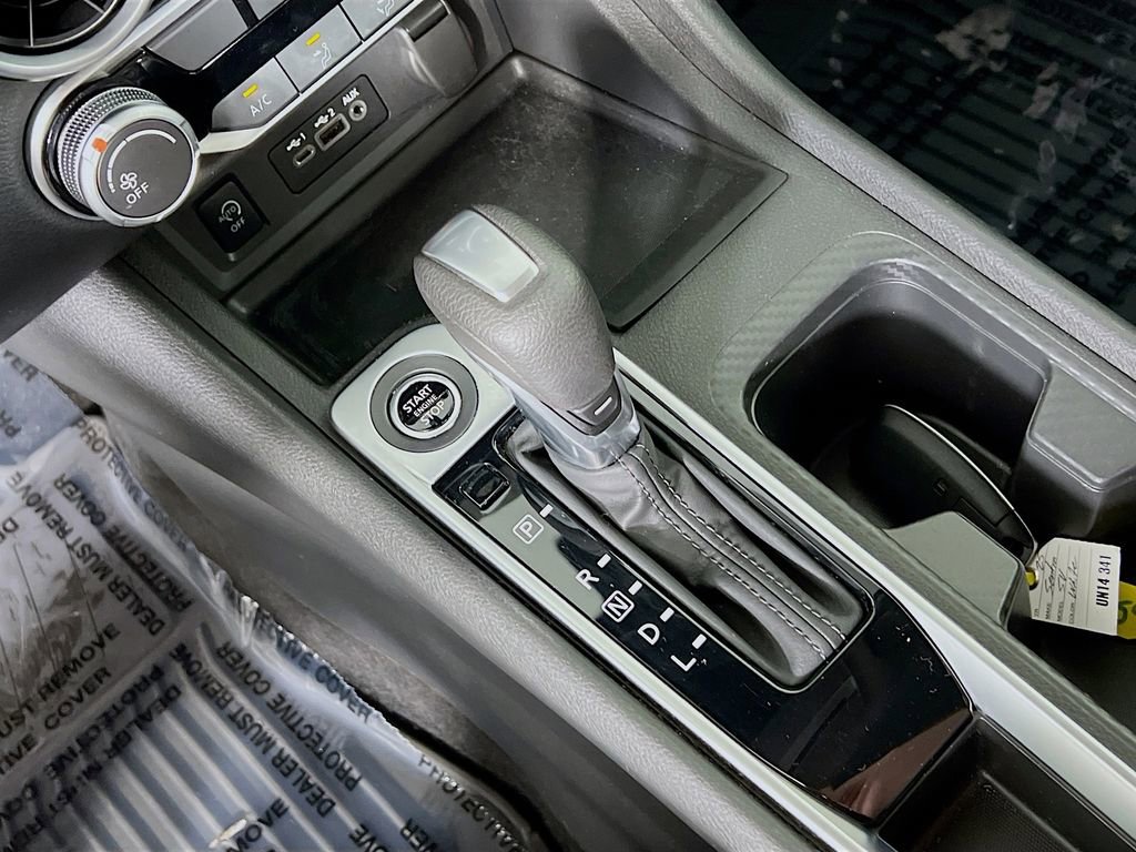 Used 2025 Nissan Sentra SV FWD image 16