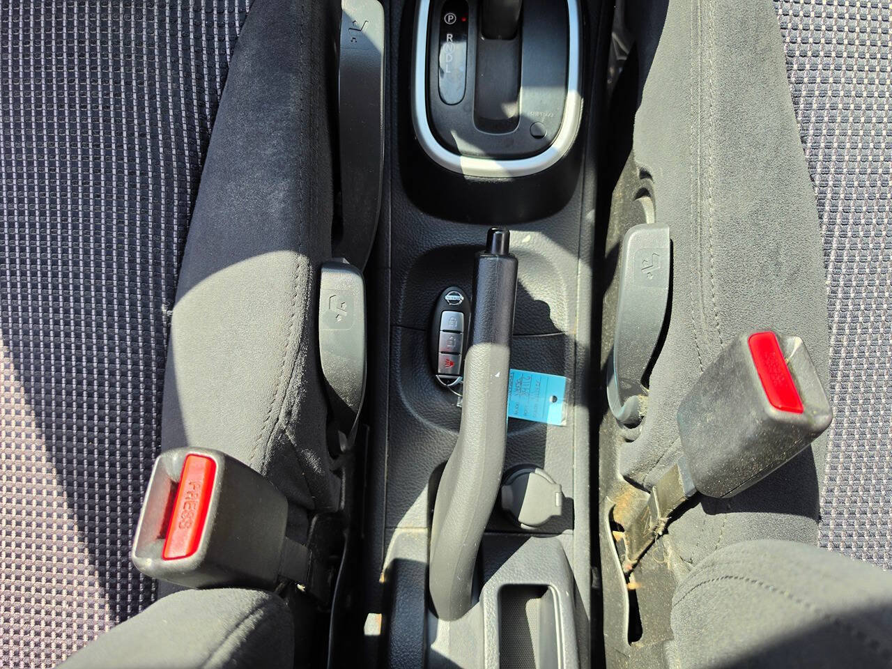 Used 2012 Nissan Versa Hatchback w/ SL Navigation Pkg FWD image 41