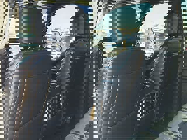 Used 2022 Ford F250 Platinum w/ FX4 Off-Road Package image 15