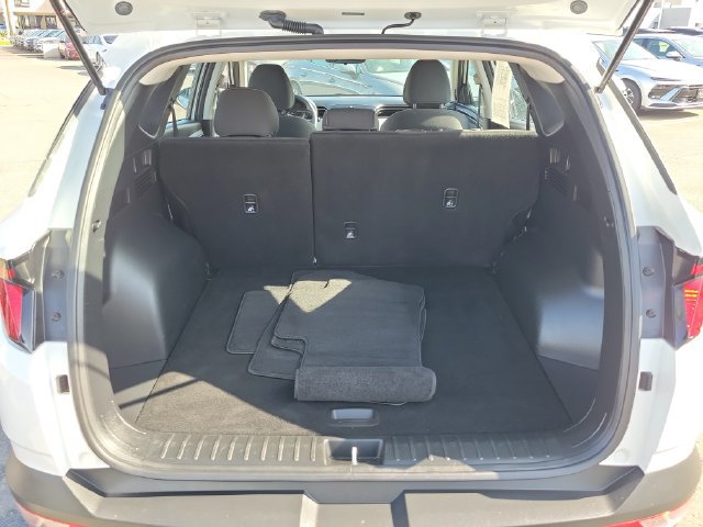 Used 2024 Hyundai Tucson SE FWD image 25