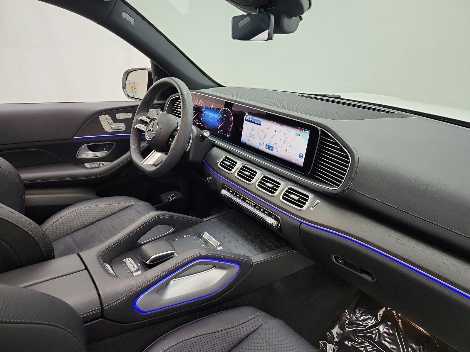 Certified 2024 Mercedes-Benz GLS 450 4MATIC image 19