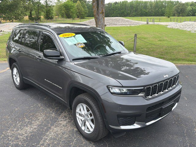 Used 2025 Jeep Grand Cherokee L Laredo AWD/4WD image 10