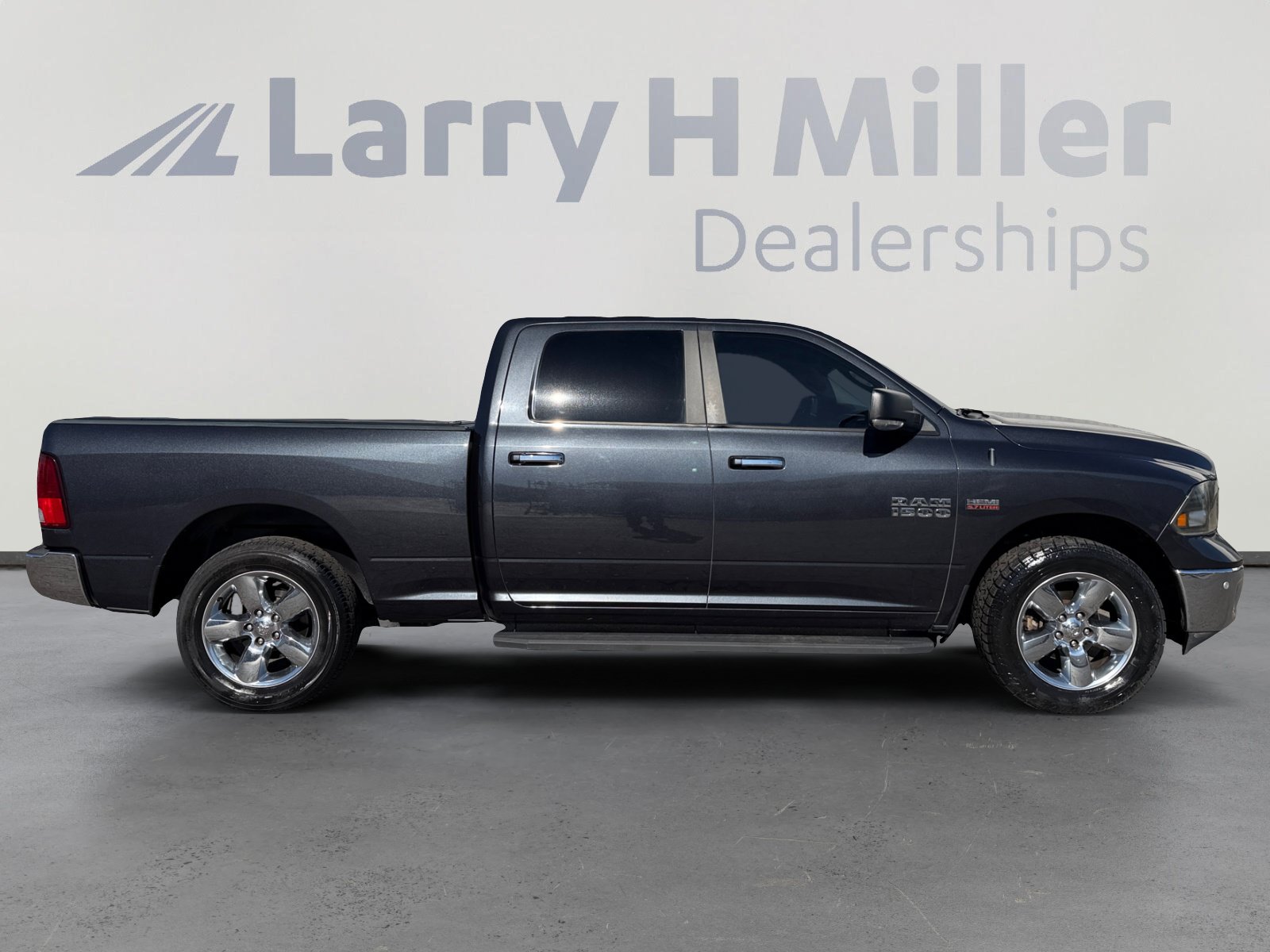 Used 2018 RAM 1500 Big Horn AWD/4WD image 6