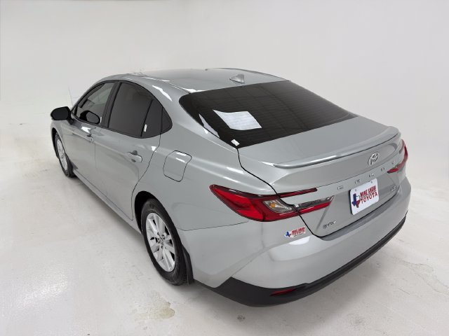 Used 2026 Toyota Camry LE w/ Convenience Package FWD image 38