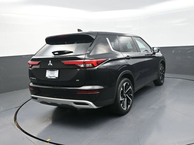 Used 2023 Mitsubishi Outlander SE image 9