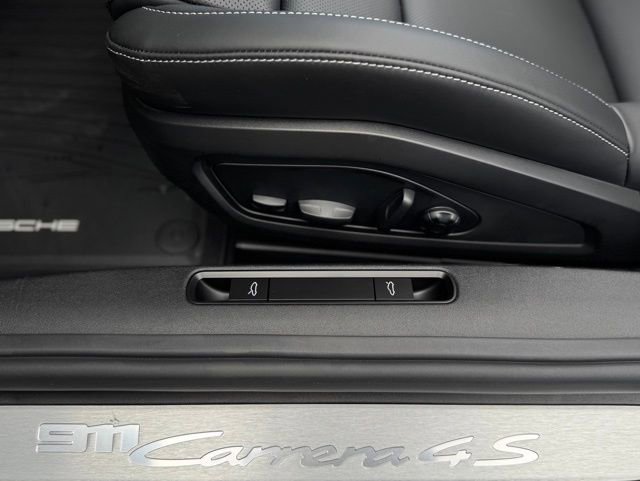 New 2026 Porsche 911 Carrera 4S image 16
