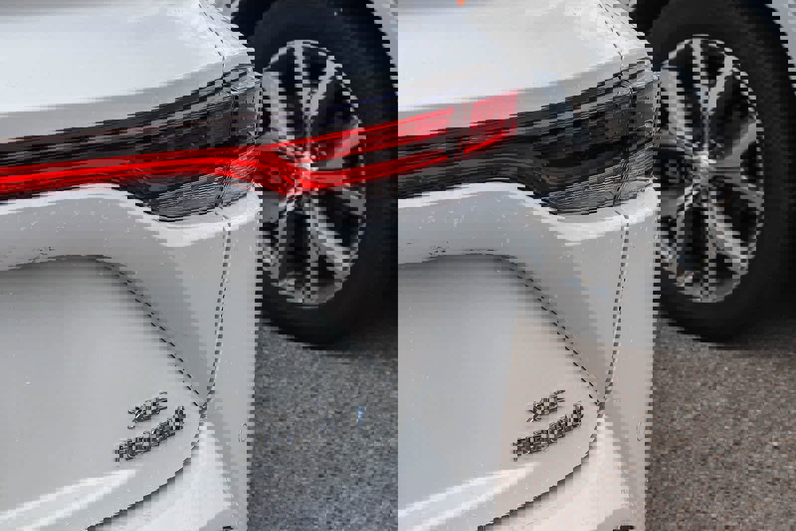 Used 2022 Toyota Mirai XLE w/ Advanced Technology Package image 10