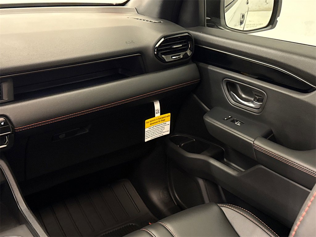 New 2025 Honda Pilot TrailSport image 19