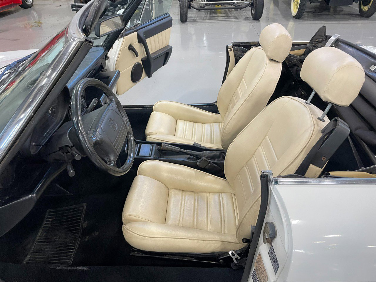 Used 1991 Alfa Romeo Spider Veloce image 16