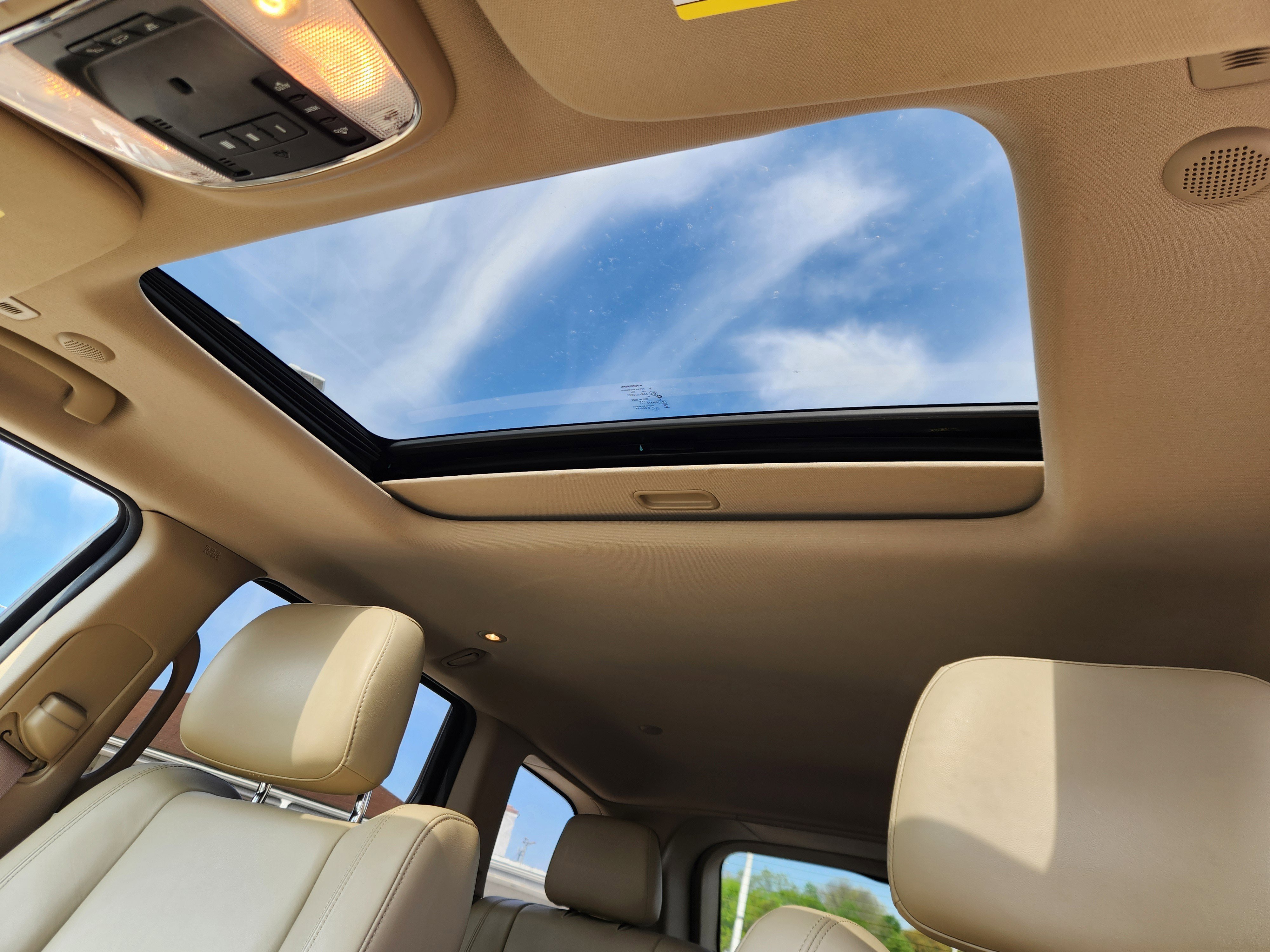 Used 2018 Jeep Grand Cherokee Limited AWD/4WD image 15