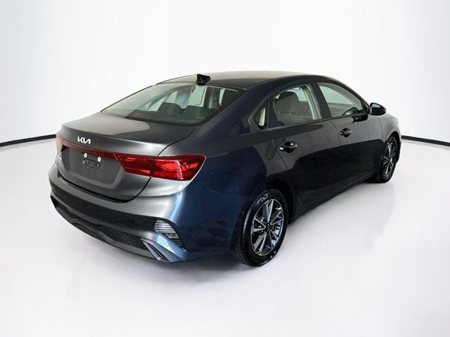 Certified 2023 Kia Forte LXS w/ LXS Technology Package FWD image 5