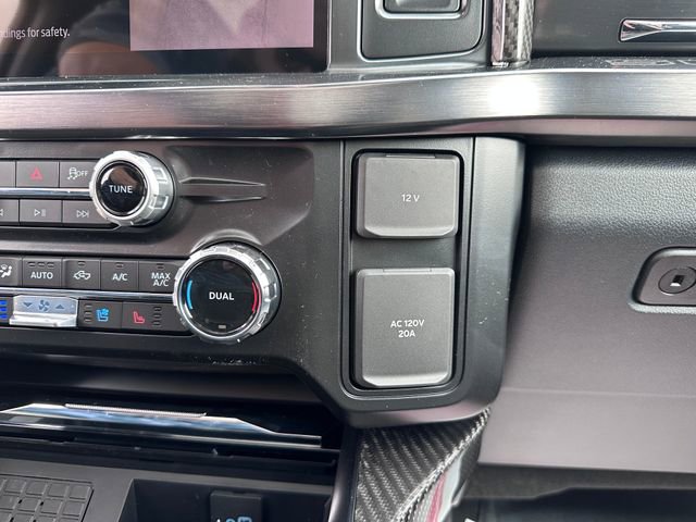 New 2026 Ford F250 Lariat w/ Black Appearance Package AWD/4WD image 18