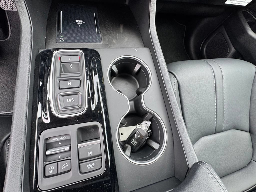 New 2026 Honda Pilot Touring image 10