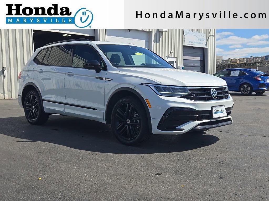 Used 2022 Volkswagen Tiguan SE R-Line AWD/4WD image 1