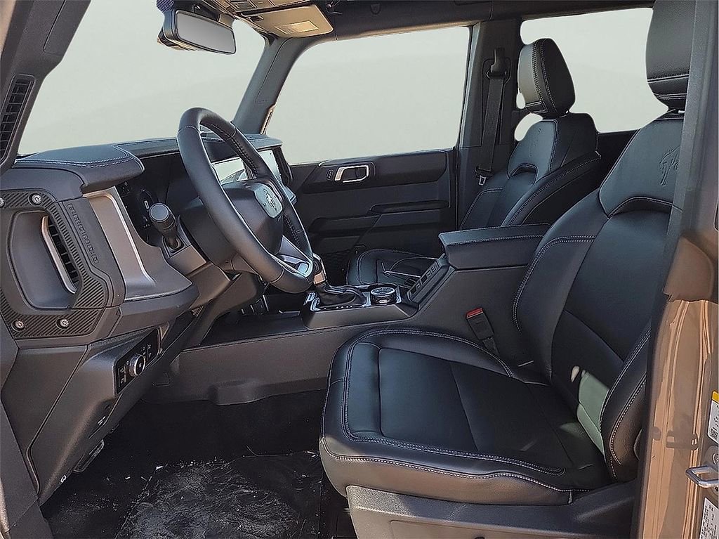 New 2025 Ford Bronco Outer Banks AWD/4WD image 11
