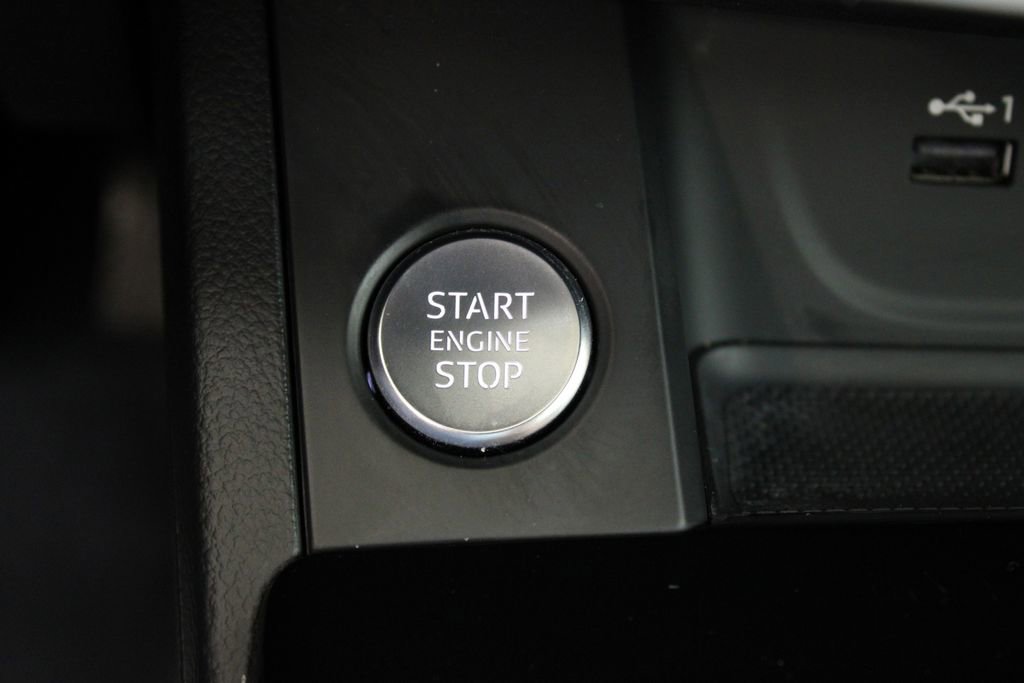 Certified 2022 Audi A5 2.0T Premium w/ Convenience Package image 11