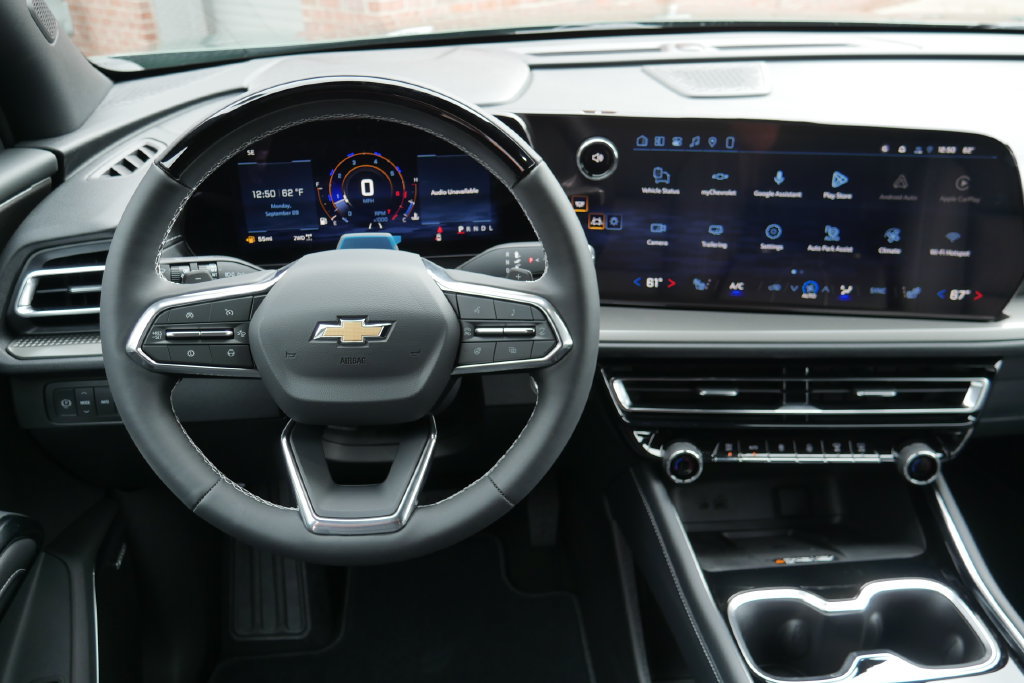 New 2027 Chevrolet Traverse LT w/ Enhanced Driving Package AWD/4WD image 19