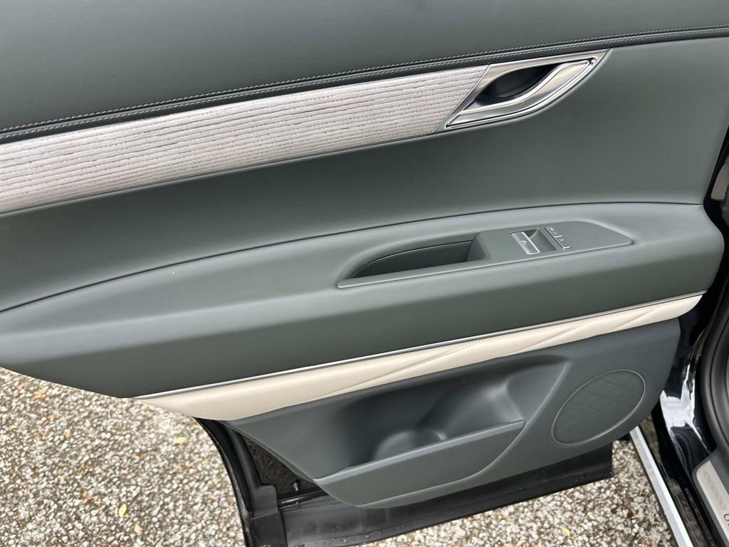 New 2026 Genesis GV80 2.5T Select image 21