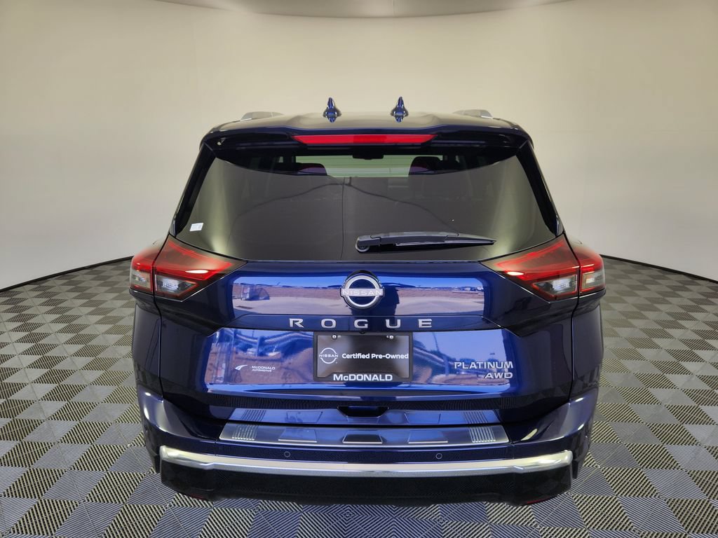 Certified 2025 Nissan Rogue Platinum w/ Tech Package AWD/4WD image 4