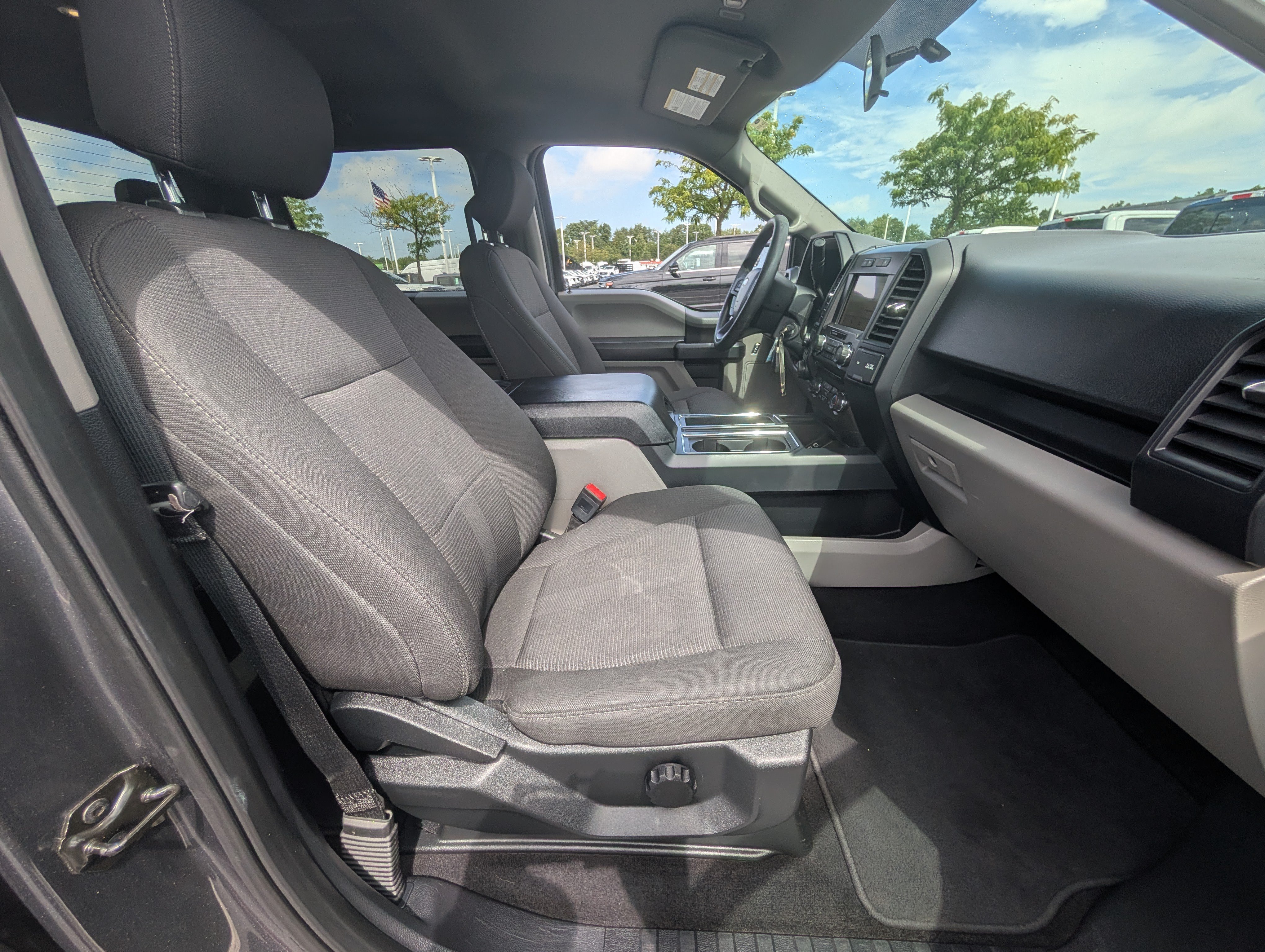 Certified 2018 Ford F150 XL w/ Equipment Group 101A Mid AWD/4WD image 10