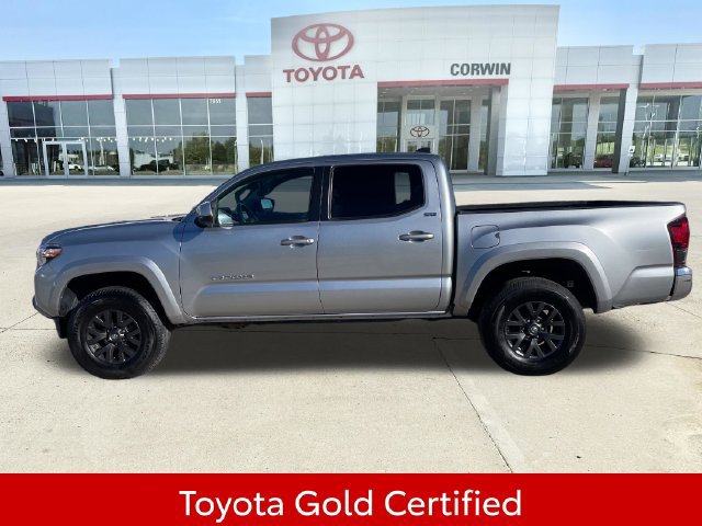 Used 2022 Toyota Tacoma SR5 AWD/4WD image 2