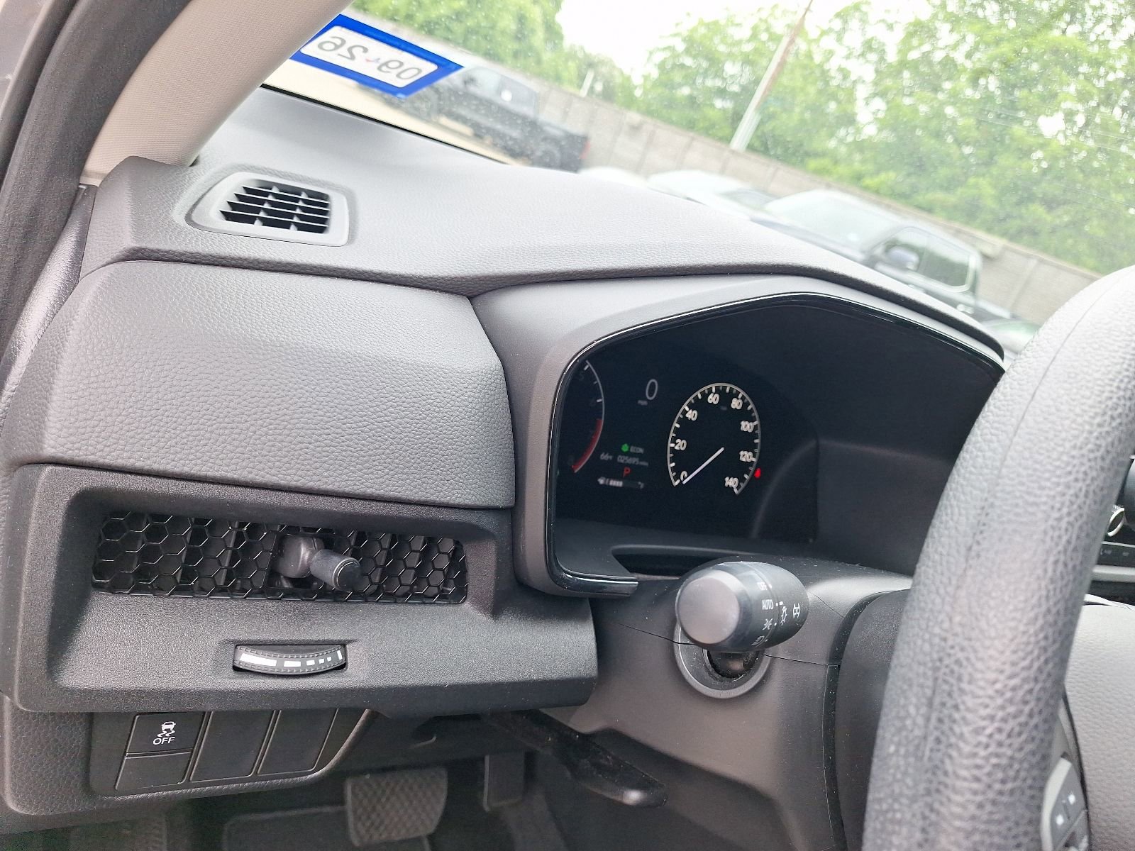 Used 2025 Honda CR-V LX image 16