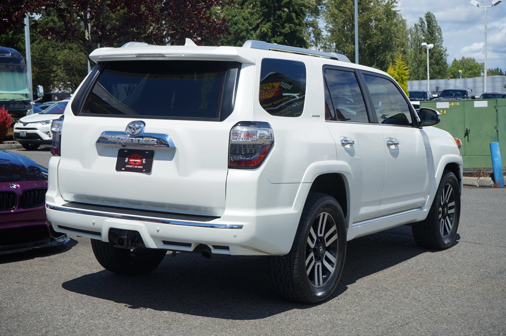 Used 2016 Toyota 4Runner Limited AWD/4WD image 6