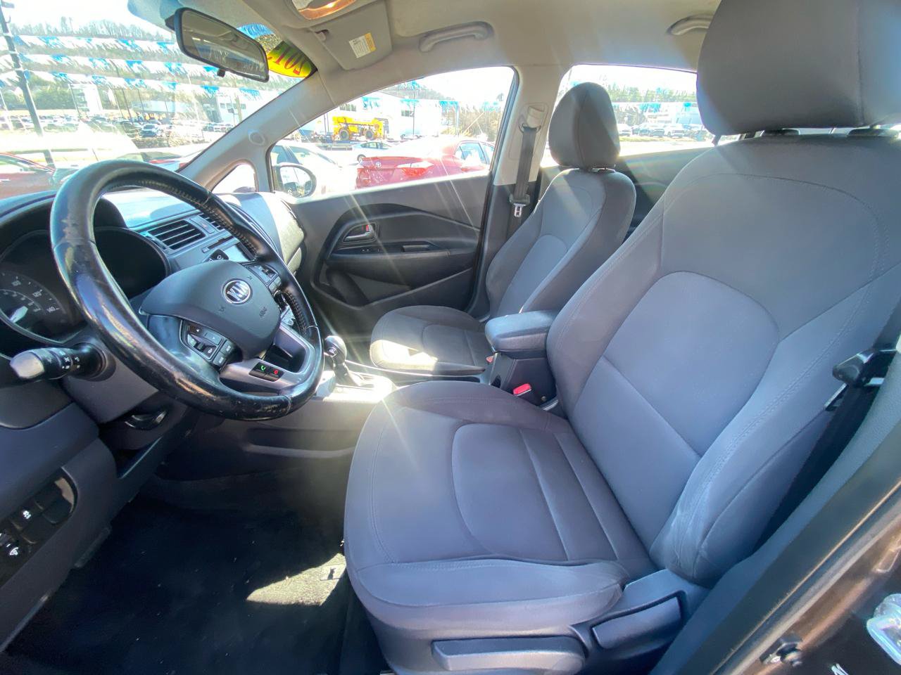 Used 2015 Kia Rio EX w/ Convenience Package FWD image 9