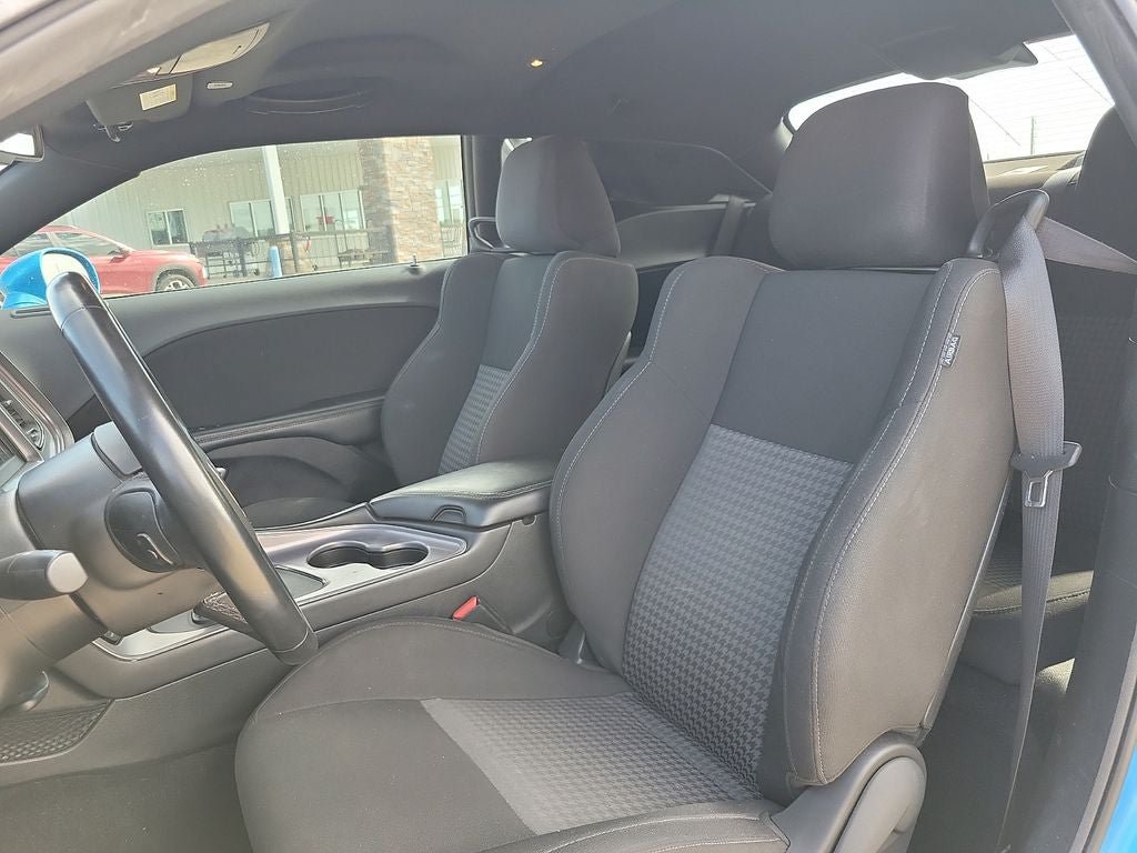 Used 2023 Dodge Challenger GT w/ Blacktop Package RWD image 9