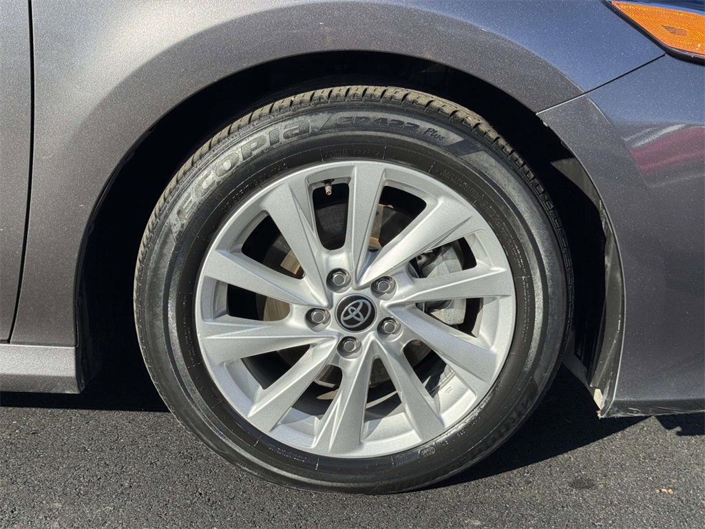 Used 2023 Toyota Camry LE image 25