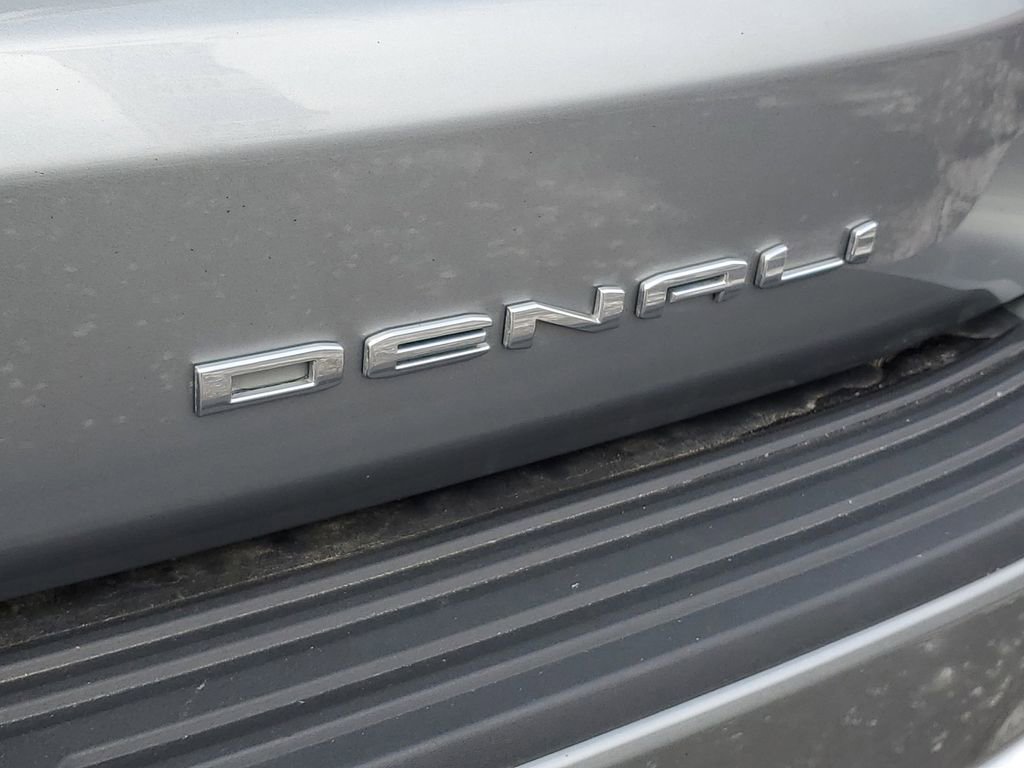 Used 2024 GMC Yukon Denali image 39