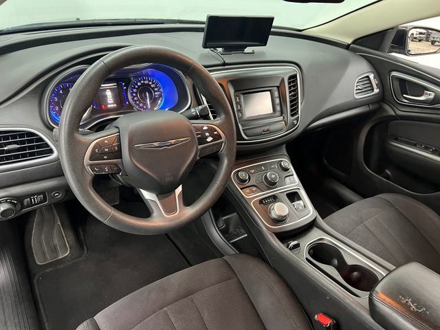 Used 2015 Chrysler 200 Limited FWD image 13