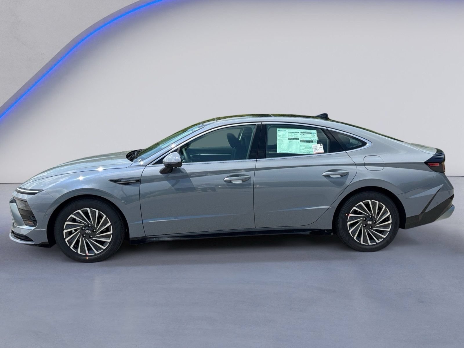 New 2026 Hyundai Sonata Limited FWD image 8