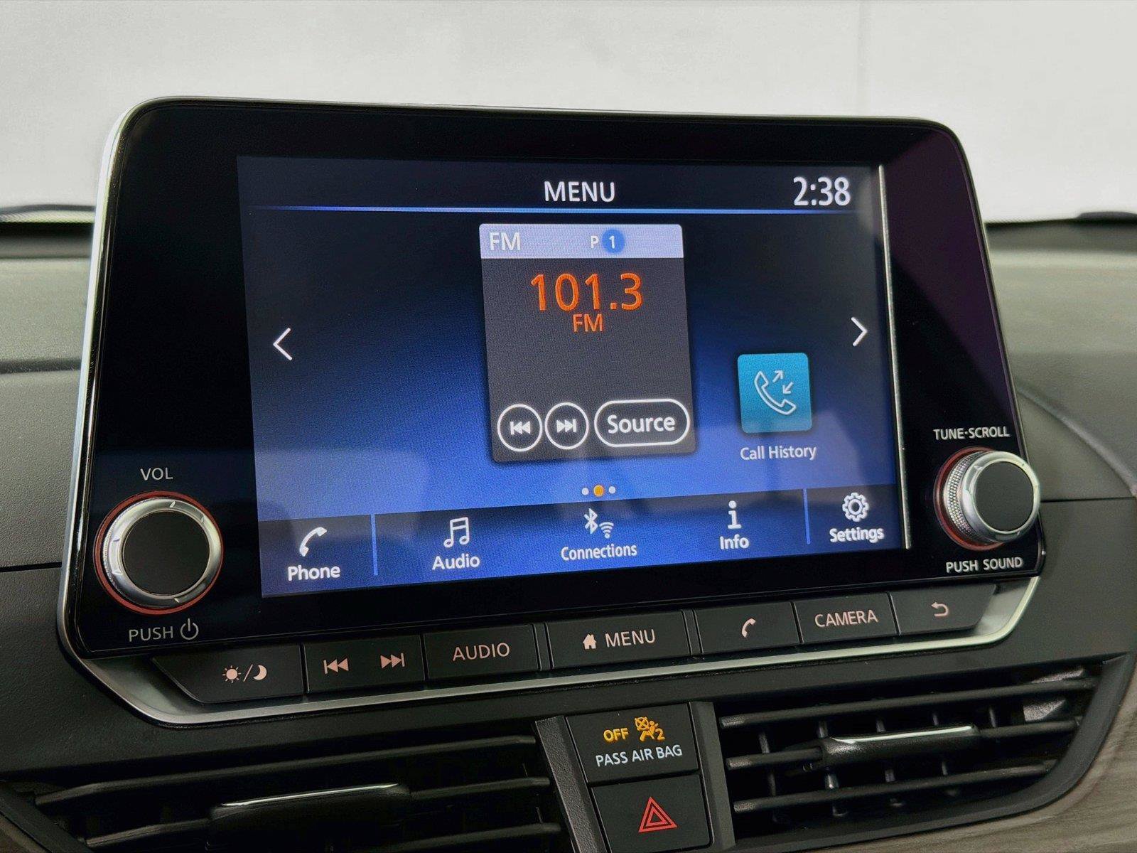 Used 2023 Nissan Altima 2.5 SV AWD/4WD image 19
