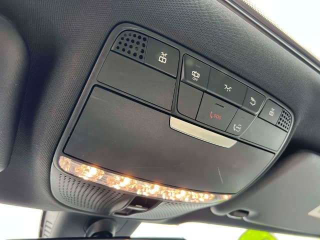 Used 2020 Mercedes-Benz E 350 Sedan image 32
