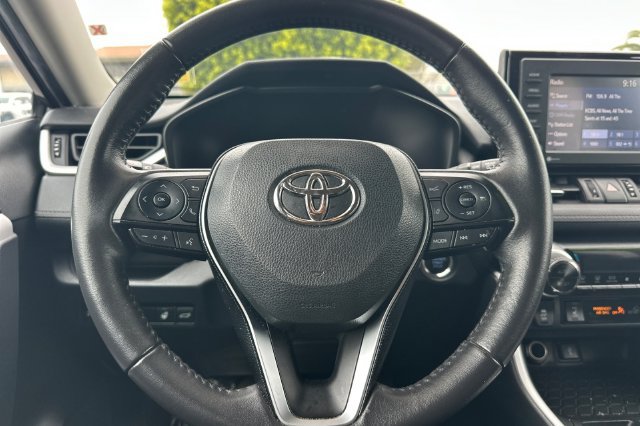 Certified 2022 Toyota RAV4 XLE Premium AWD/4WD image 28