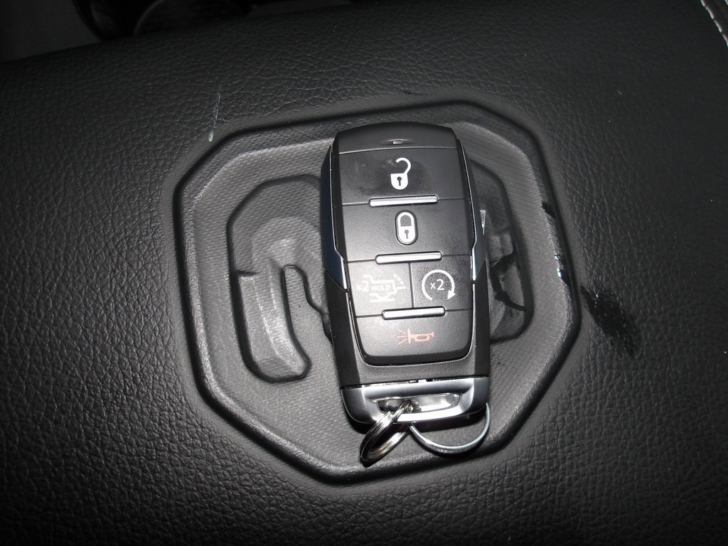 Used 2025 RAM 2500 Laramie image 21